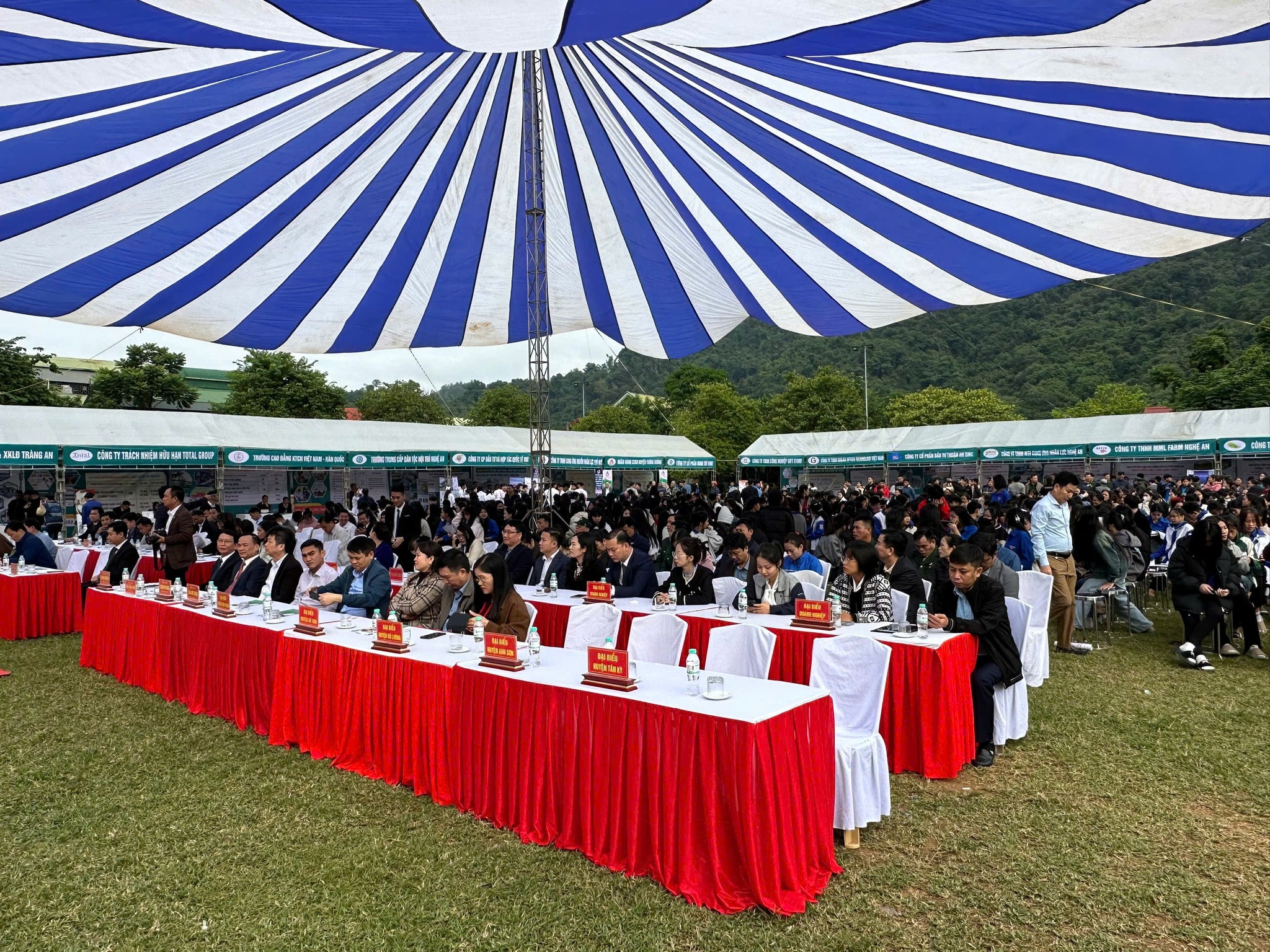 Thông báo tổ chức Ngày hội việc làm năm 2026 tại xã Tri Lễ